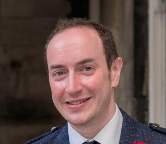 Peter Silver headshot